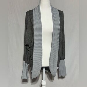 Gray Two-Tone Open Front Cardigan Size Large